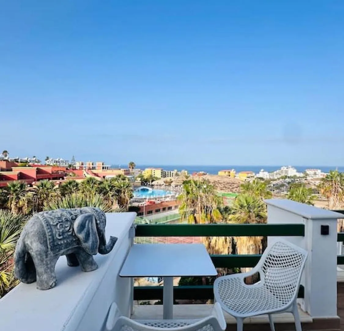 Hébergement de vacances Tenerife365 Atalaya Court C Sunset Ocean View Costa Adeje  Espagne